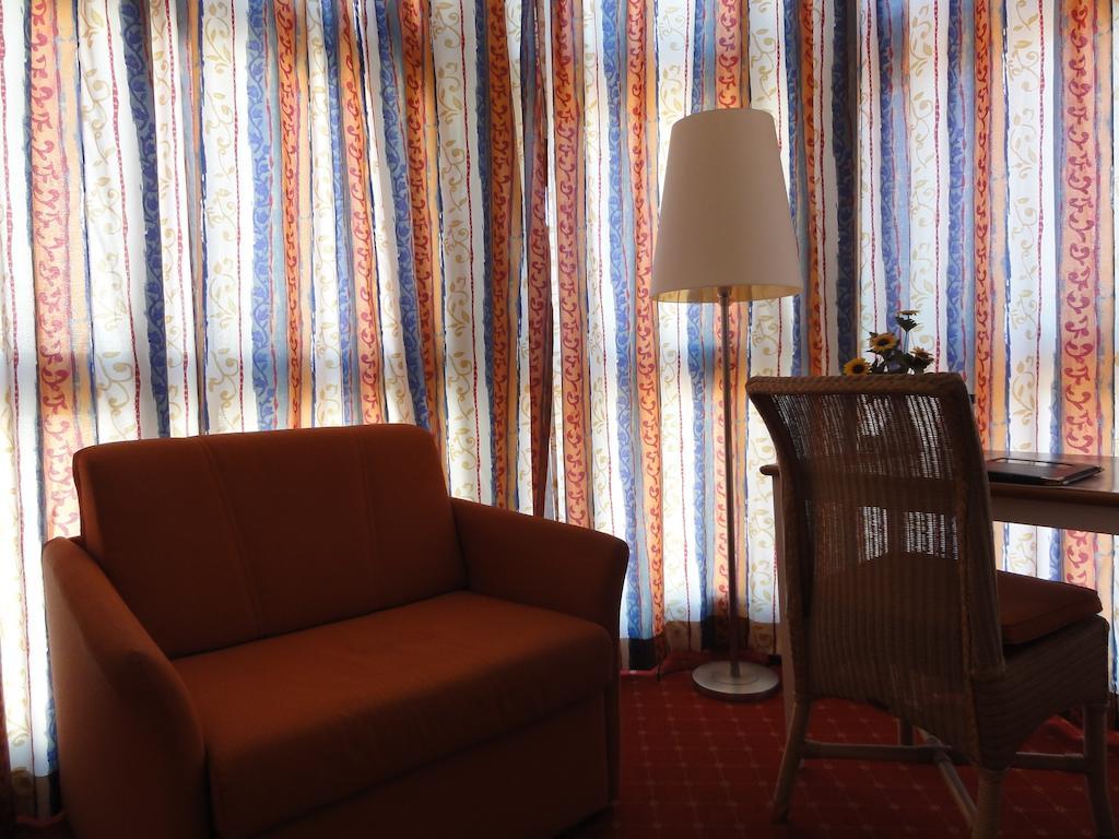 Pension Zeitlos Potsdam Buitenkant foto