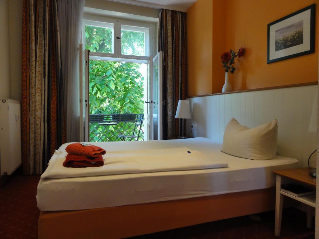 Pension Zeitlos Potsdam Kamer foto